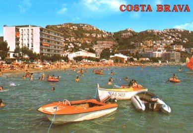 POSTAL PV07613: Bañistas en el agua en Rosas, Gerona