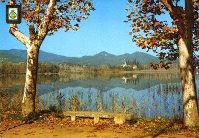 POSTAL PV07614: Estany y vista parcial amb l'esglesia Romanica de Porqueras, Banyoles