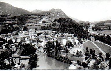 POSTAL PV07559: Vue prise du Chateau-Fort, Lourdes