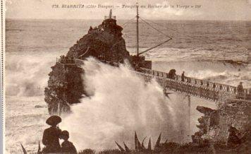 POSTAL PV07556: Tempete au Rocher de la Vierge, Biarritz