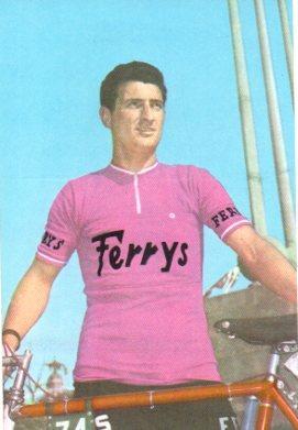 POSTAL PV07497: Julio Sanemeterio, grupo deportivo Ferrys