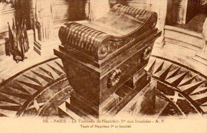 POSTAL PV08144: Tomb of Napoleon 1st at Invalids, Paris