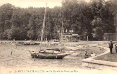 POSTAL PV08035: La Flottille du Canal, Jardins de Versailles