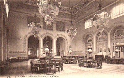 POSTAL PV08040: Le Casino Salle de Baccara, Vichy