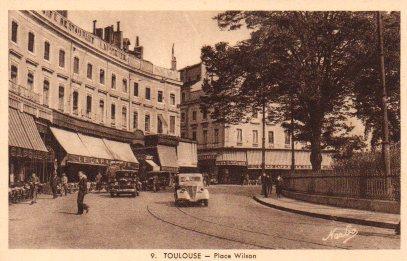 POSTAL PV08067: Place Wilson, Tolouse