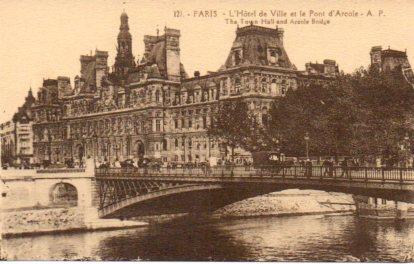 POSTAL PV08240: Pont d'Arcole et l'Hotel de Ville, Paris