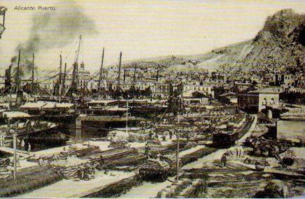 POSTAL PV07915: Vista general del puerto de Alicante (ver descripcion)