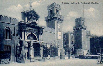 POSTAL PV08668: Entrata del R. Arsenale Marittimo, Venezia