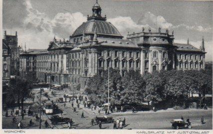 POSTAL PV08612: Karlplatz mit Justizpalast, Munchen