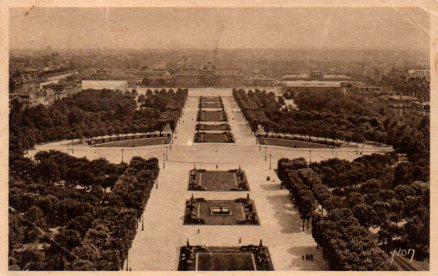 POSTAL PV08711: Vue generale du Champ-de-Mars