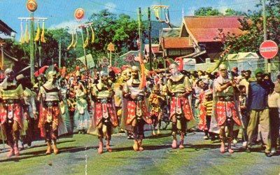 POSTAL PV08730: Parade of Historical Band. Carnival, Trinidad