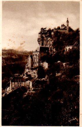 POSTAL PV08333: Le Roc, vu du chemin de l'Hospitalet, Rocamadour