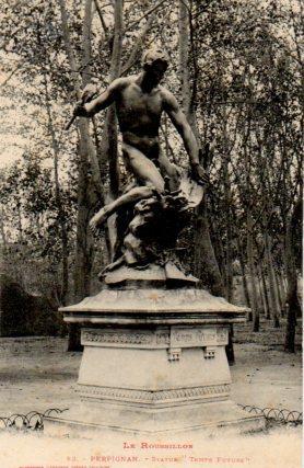 POSTAL PV08336: Statue Temps Futurs, Perpignan