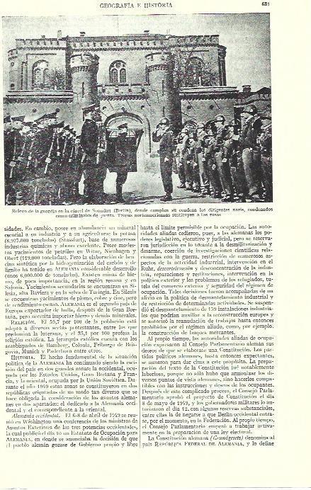 LAMINA ESPASA 39286: Cambio de guardia en la carcel de Spandau, Berlin