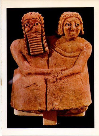 LAMINA V32226: Figuras de hombre y mujer sumerios, Museo de Bagdad