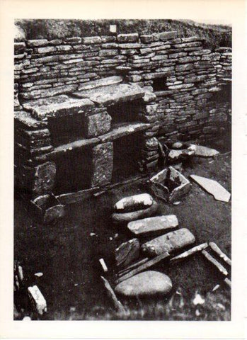 LAMINA V32212: Interior casa neolitica de Skara Brae en Islas Orcadas