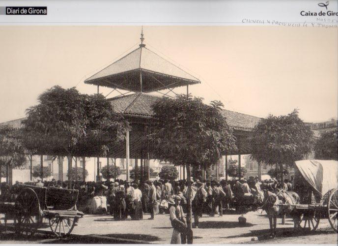 LAMINA V31625: Plaça del Comerç, Figueres
