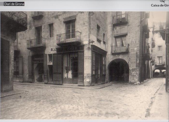 LAMINA V31586: Carrer de la Cort Reial, Girona