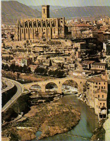LAMINA V33359: Vista de la esglesia La Seu de Santa Maria de Manresa