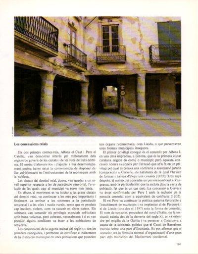 LAMINA V33362: Porxada de la plaça major de Cervera