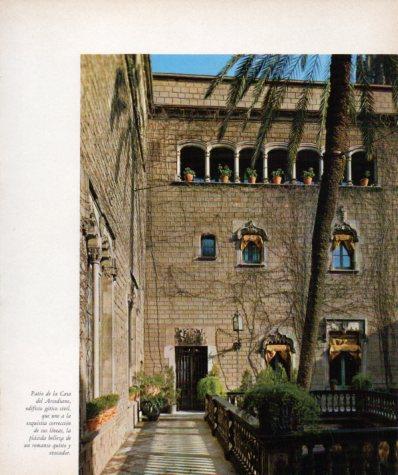 LAMINA V33162: Patio de la Casa del Arcediano, Barcelona