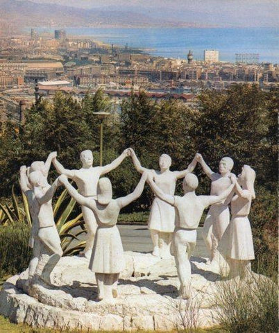 LAMINA V33150: Monumento a la Sardana en Barcelona